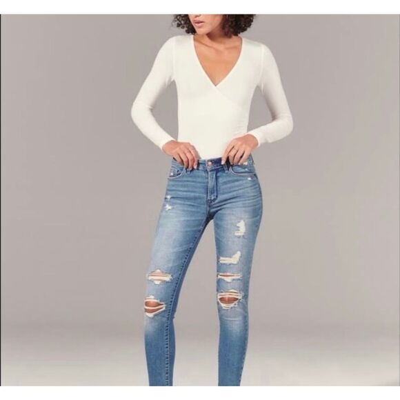 Womens Abercrombie & Fitch Harper Low Rise Distressed Skinny Jeans - Sz 28 6 6L - Picture 1 of 4